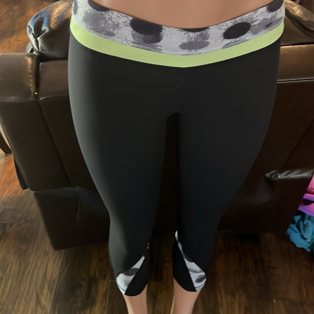 Lululemon Athleta 🤩 - Picture 3 of 6